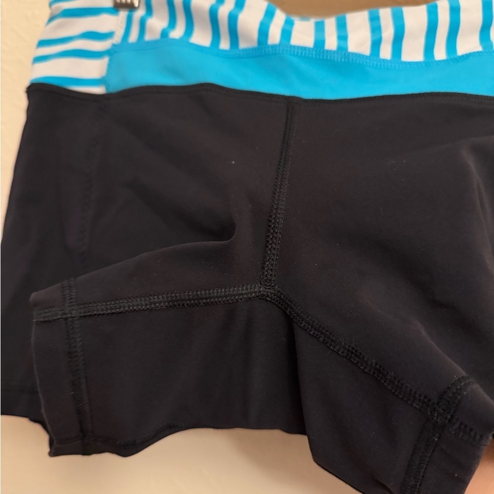 lululemon athletica Run fast track Shorts - Picture 5 of 9